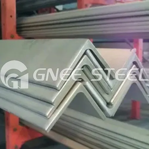 А588 челични угао